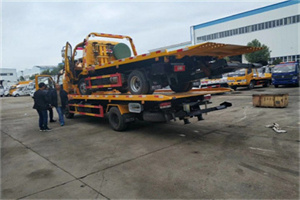 东山区同城汽车补胎